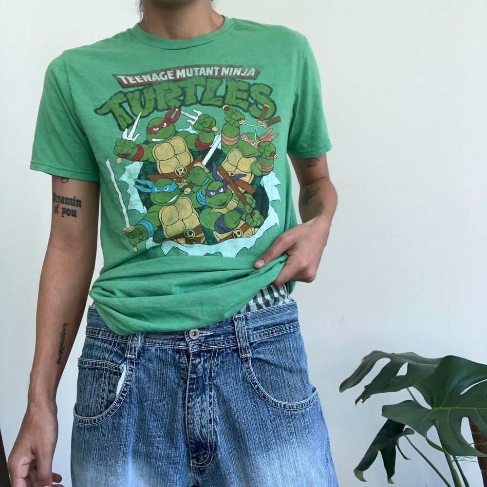 teenage mutant ninja turtles nickelodeon graphic t-shirt